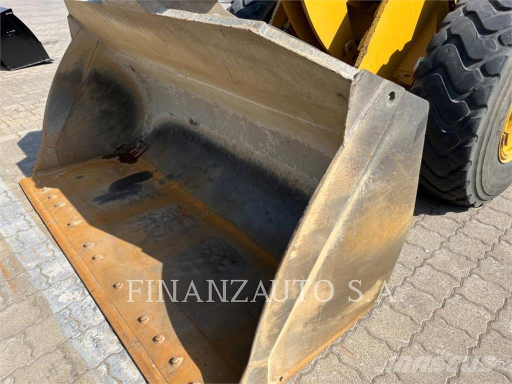 CAT 938M Hjullastere