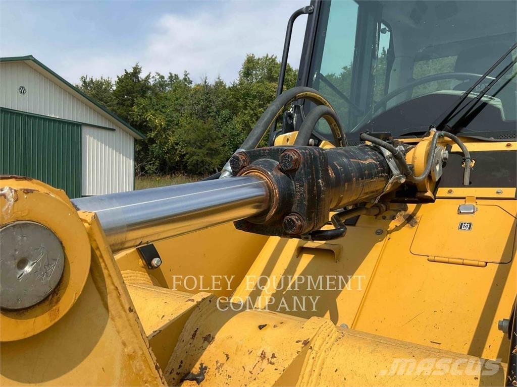 CAT 953D Beltelastere