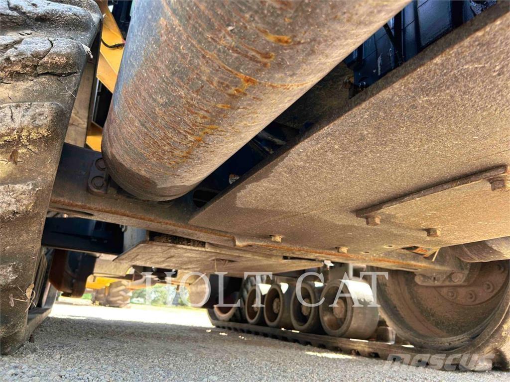 CAT 95E Traktorer