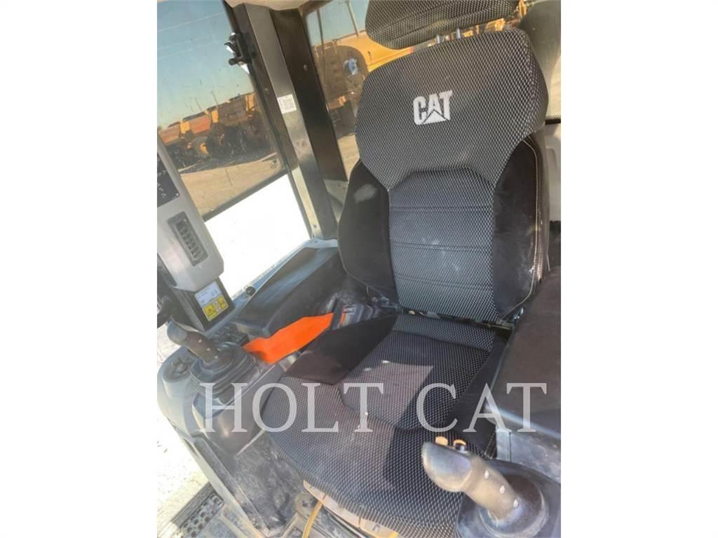 CAT 963 Beltelastere