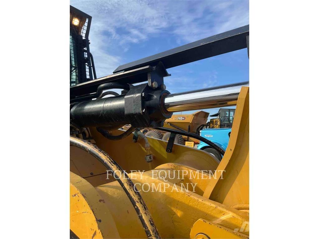 CAT 963D Beltelastere