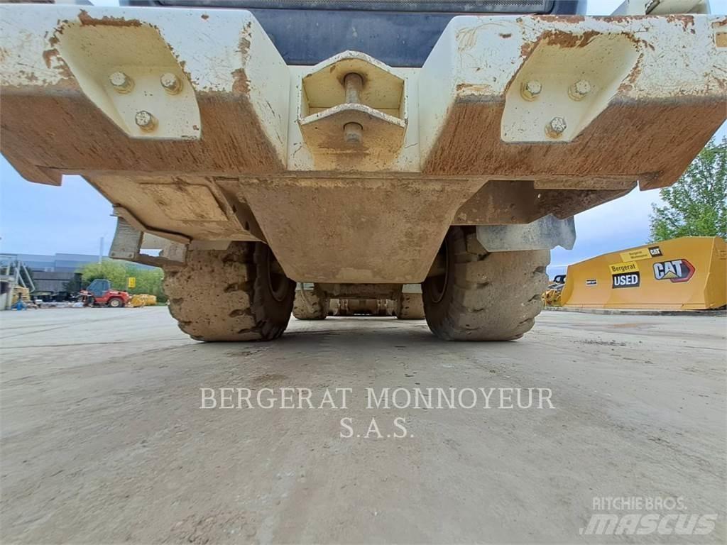 CAT 966M Hjullastere
