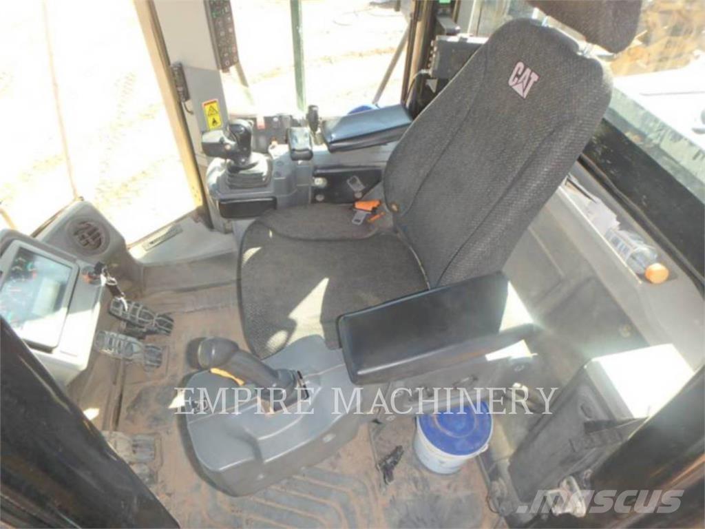 CAT 966M Hjullastere