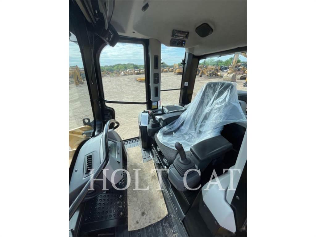 CAT 973K Beltelastere