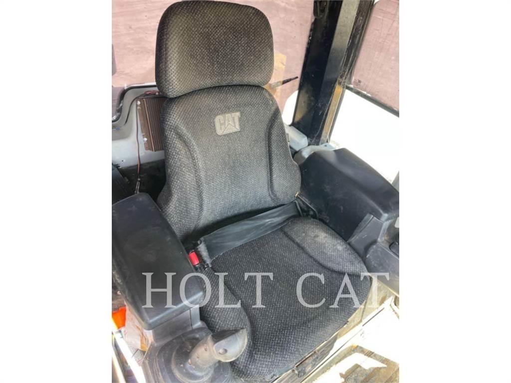 CAT 973K Beltelastere