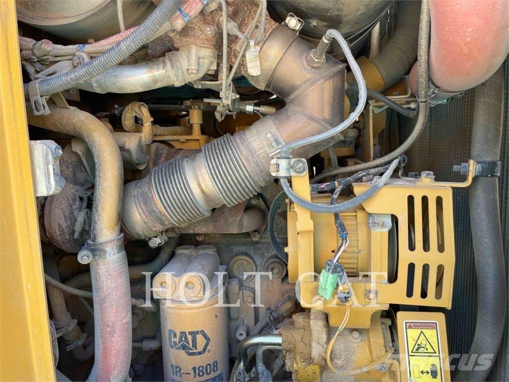 CAT 973K Beltelastere