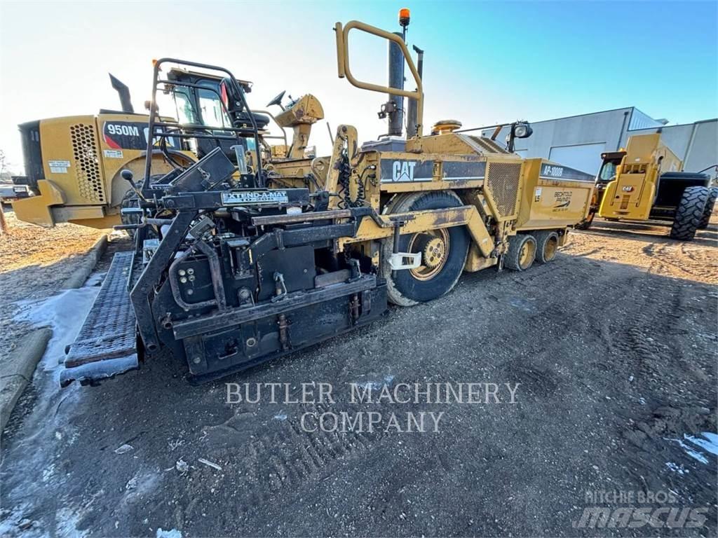 CAT AP-1000B Asfaltutleggere