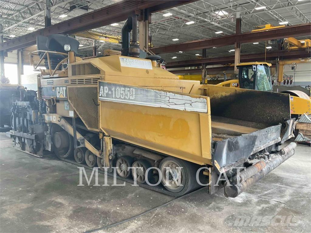 CAT AP-1055D Asfaltutleggere