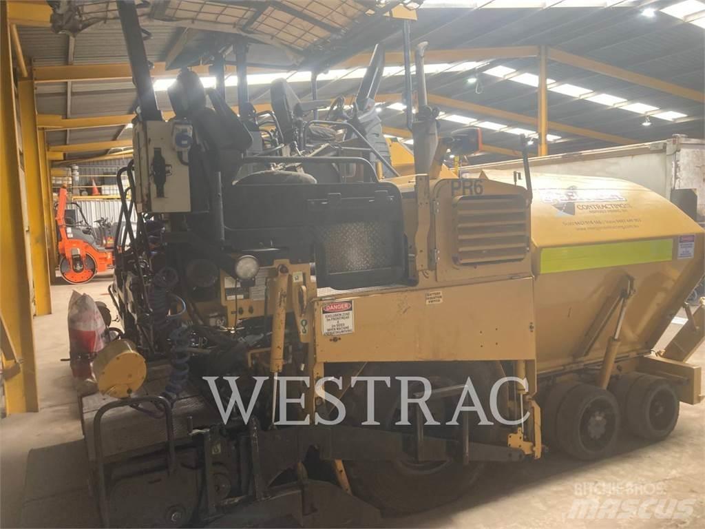 CAT AP-300 Asfaltutleggere