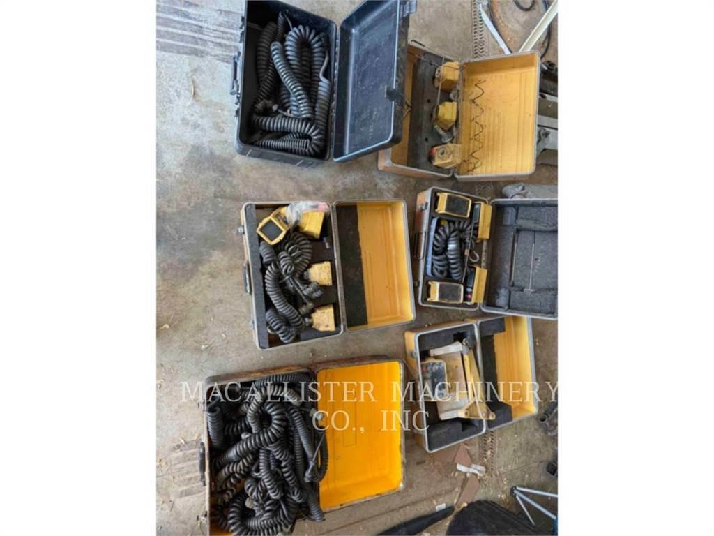 CAT AP1000B Asfaltutleggere