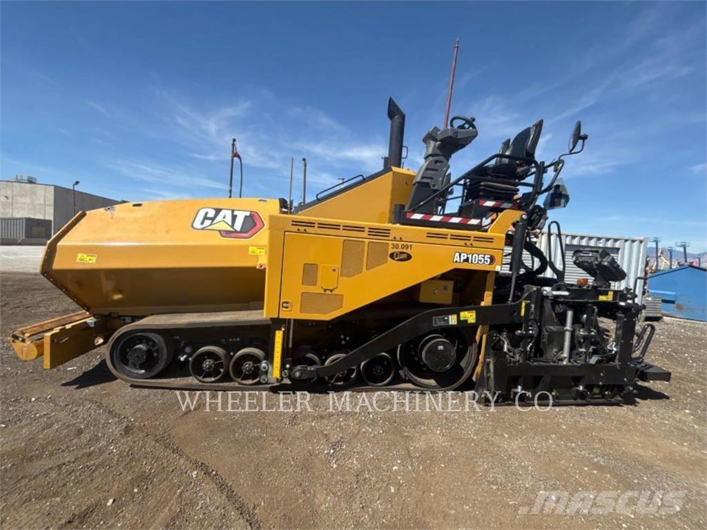 CAT AP1055 Asfaltutleggere