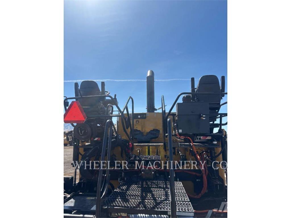 CAT AP1055 Asfaltutleggere