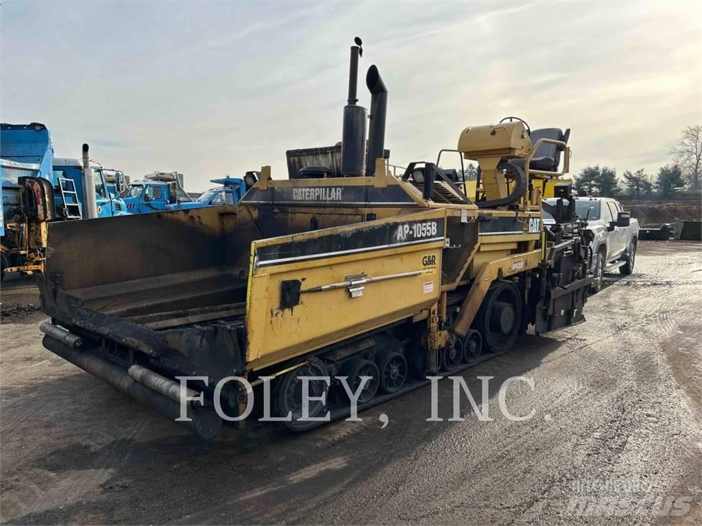 CAT AP1055B Asfaltutleggere