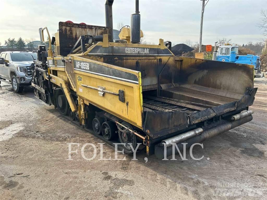 CAT AP1055B Asfaltutleggere
