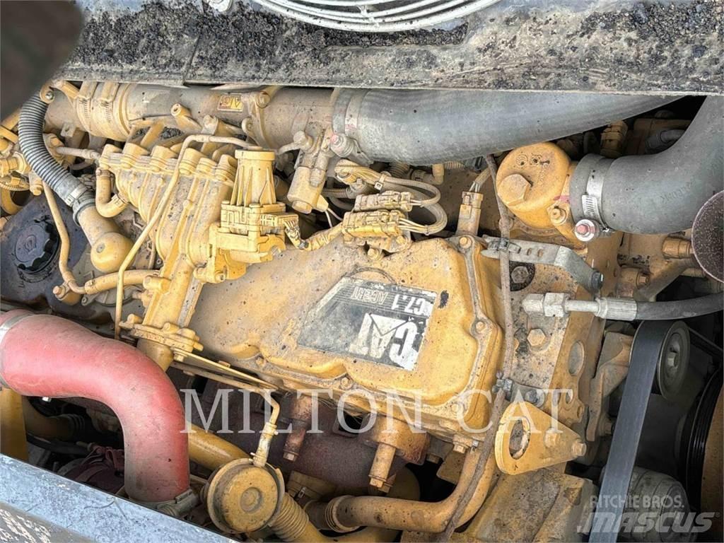CAT AP1055F Asfaltutleggere