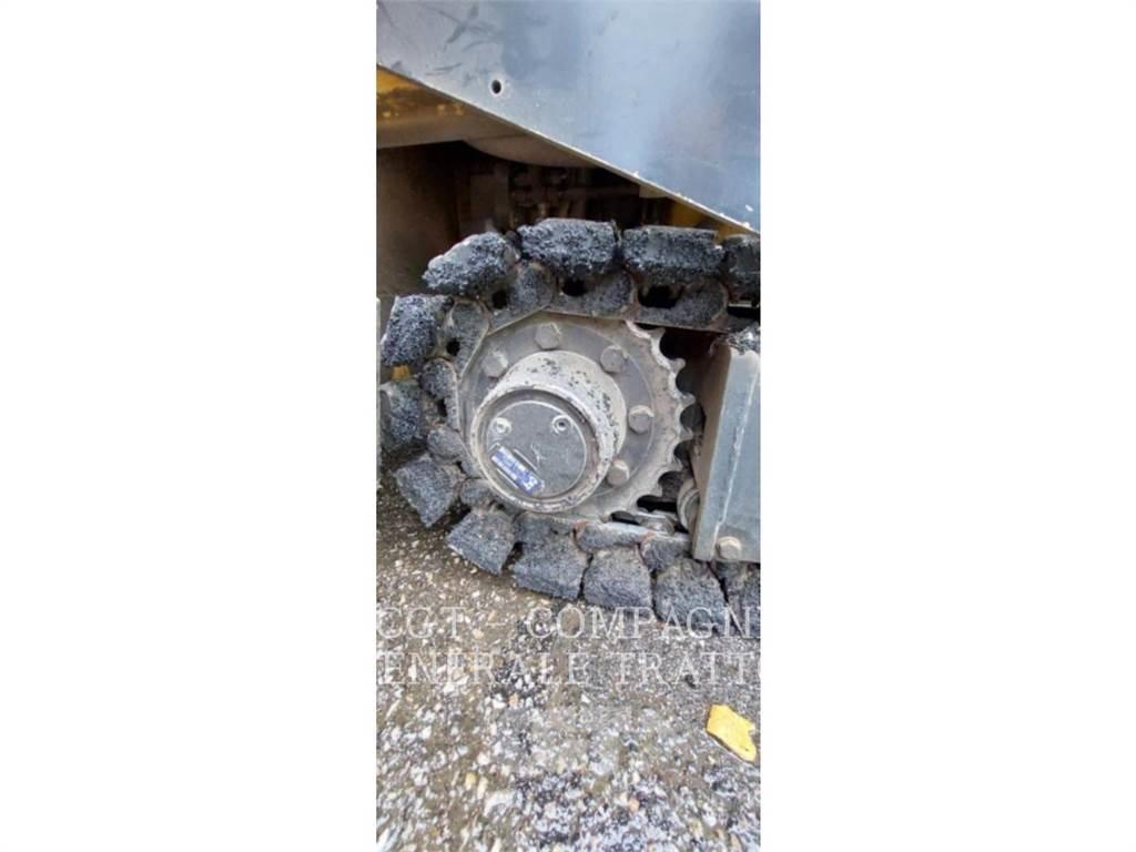 CAT AP255E Asfaltutleggere