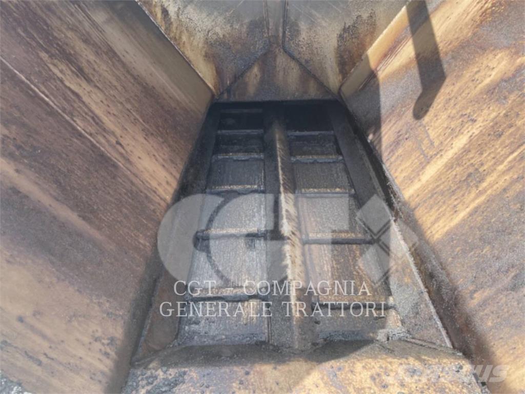 CAT AP300F Asfaltutleggere