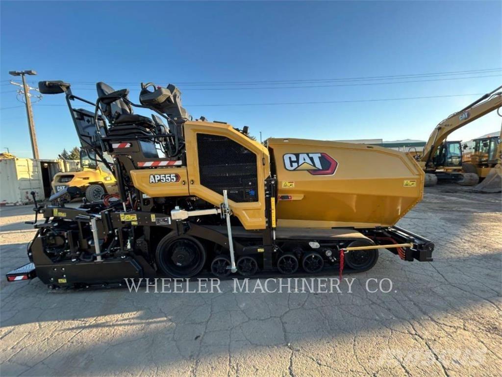 CAT AP555 Asfaltutleggere