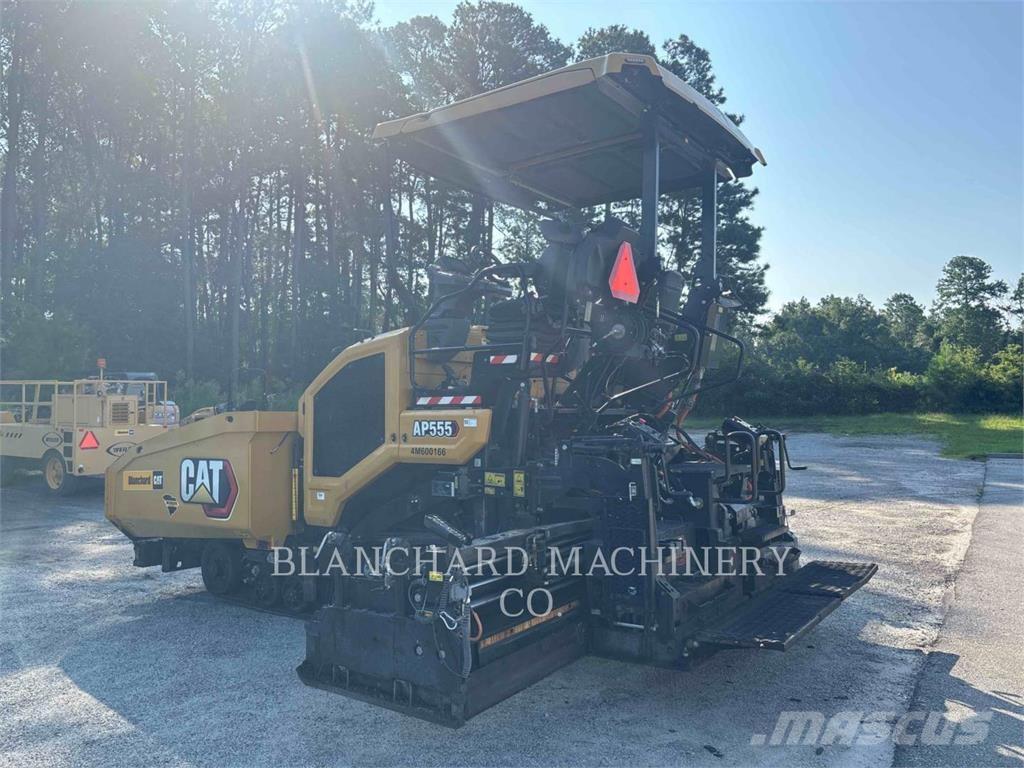CAT AP555 Asfaltutleggere