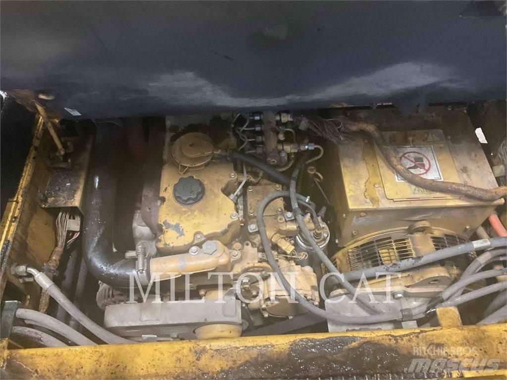 CAT AP555E Asfaltutleggere