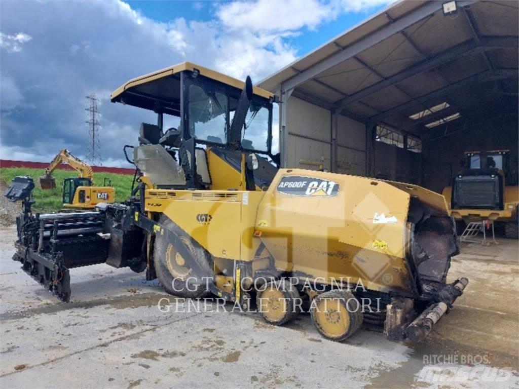 CAT AP600F Asfaltutleggere
