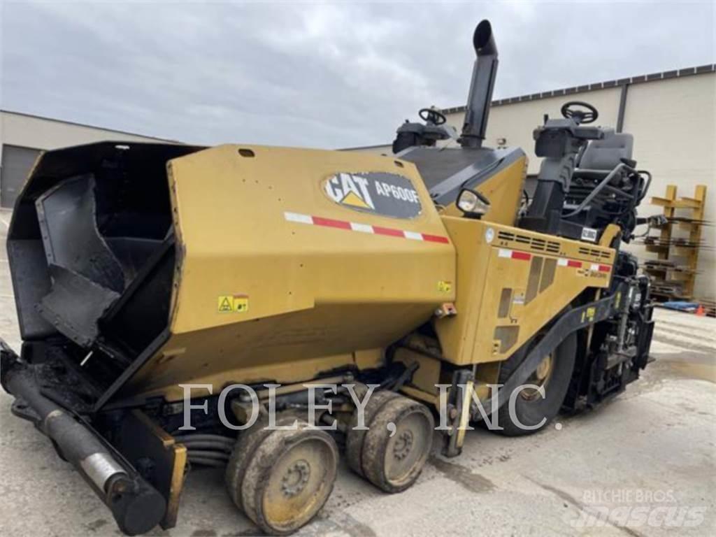 CAT AP600F Asfaltutleggere