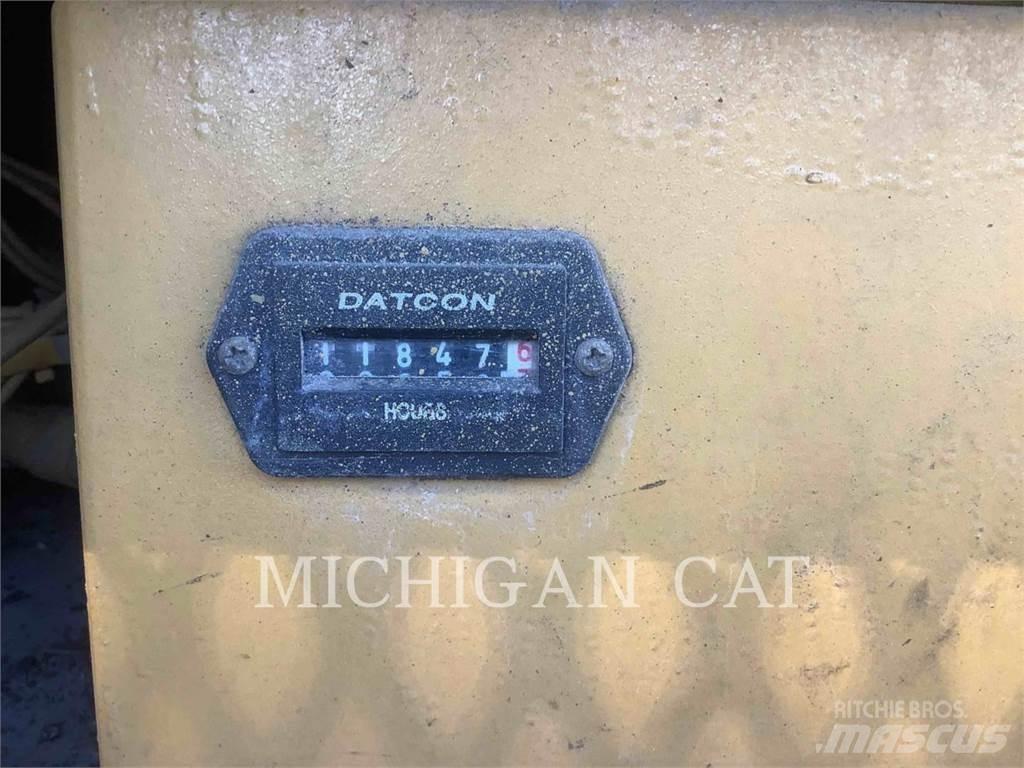 CAT AP650B Asfaltutleggere