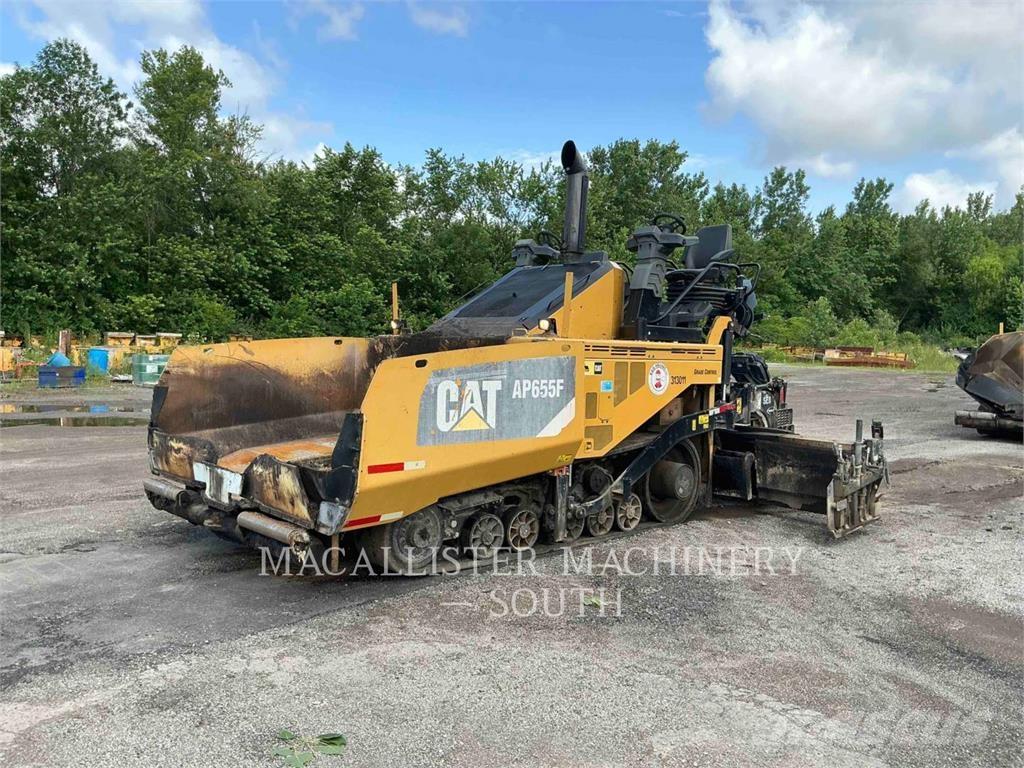 CAT AP655F Asfaltutleggere
