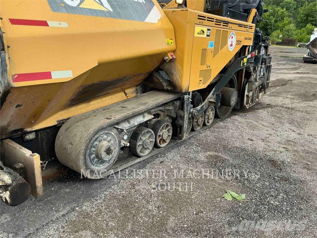 CAT AP655F Asfaltutleggere