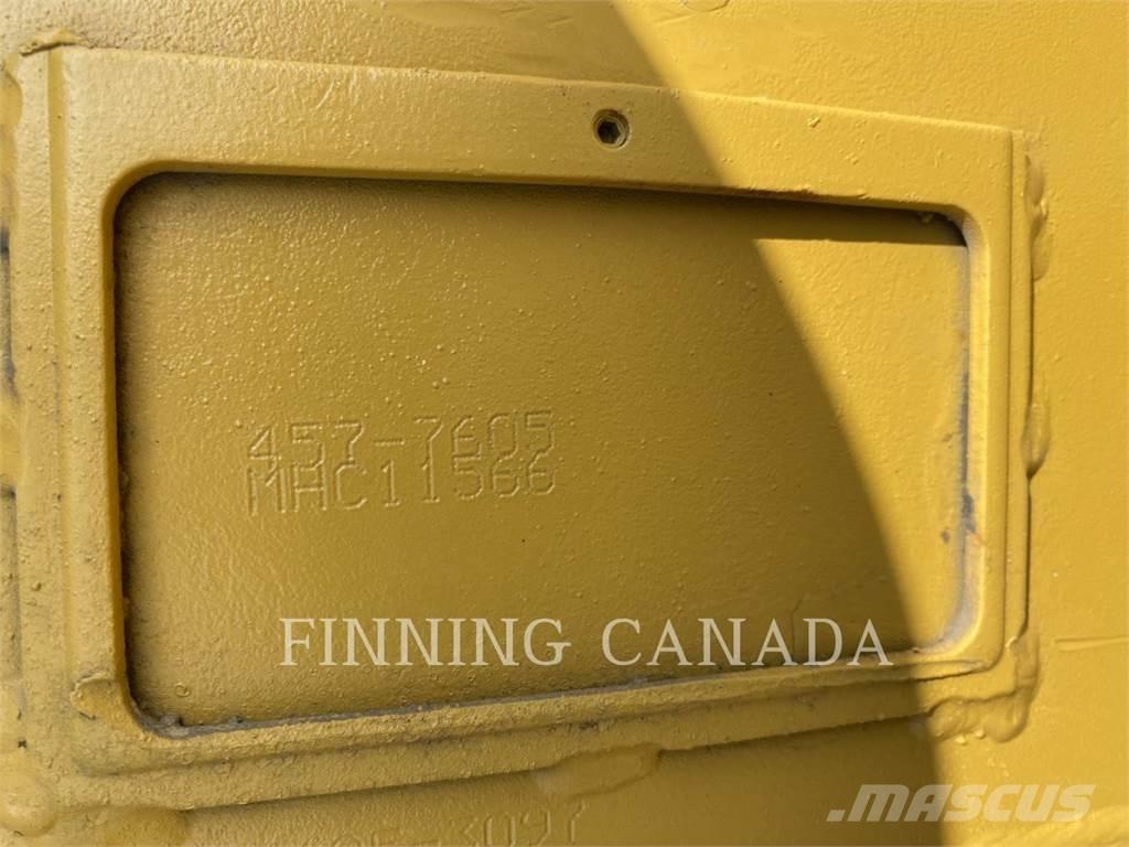 CAT ATTACHMENTS 390F Skuffer