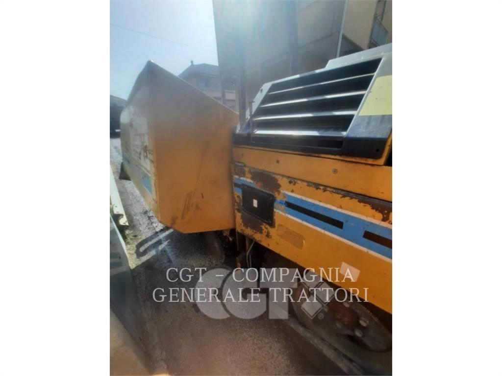 CAT BB730 Asfaltutleggere