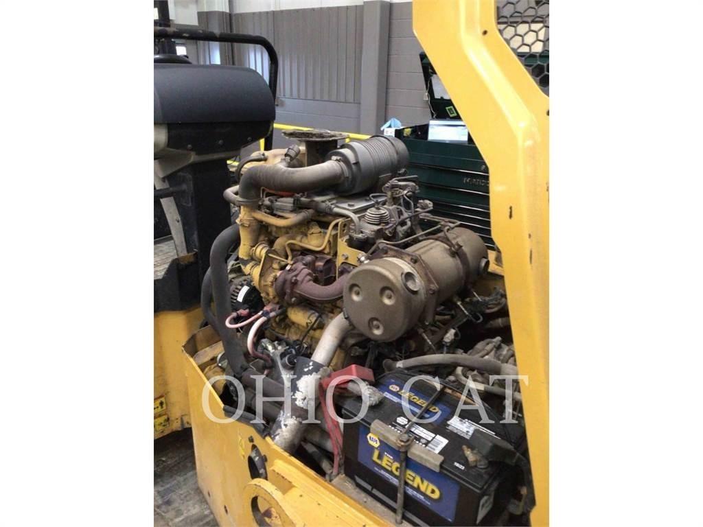 CAT BC24B Tandem Valser
