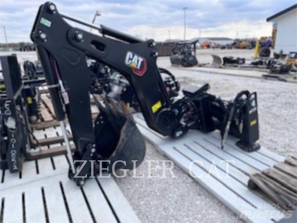 CAT BH130 Traktorgravere
