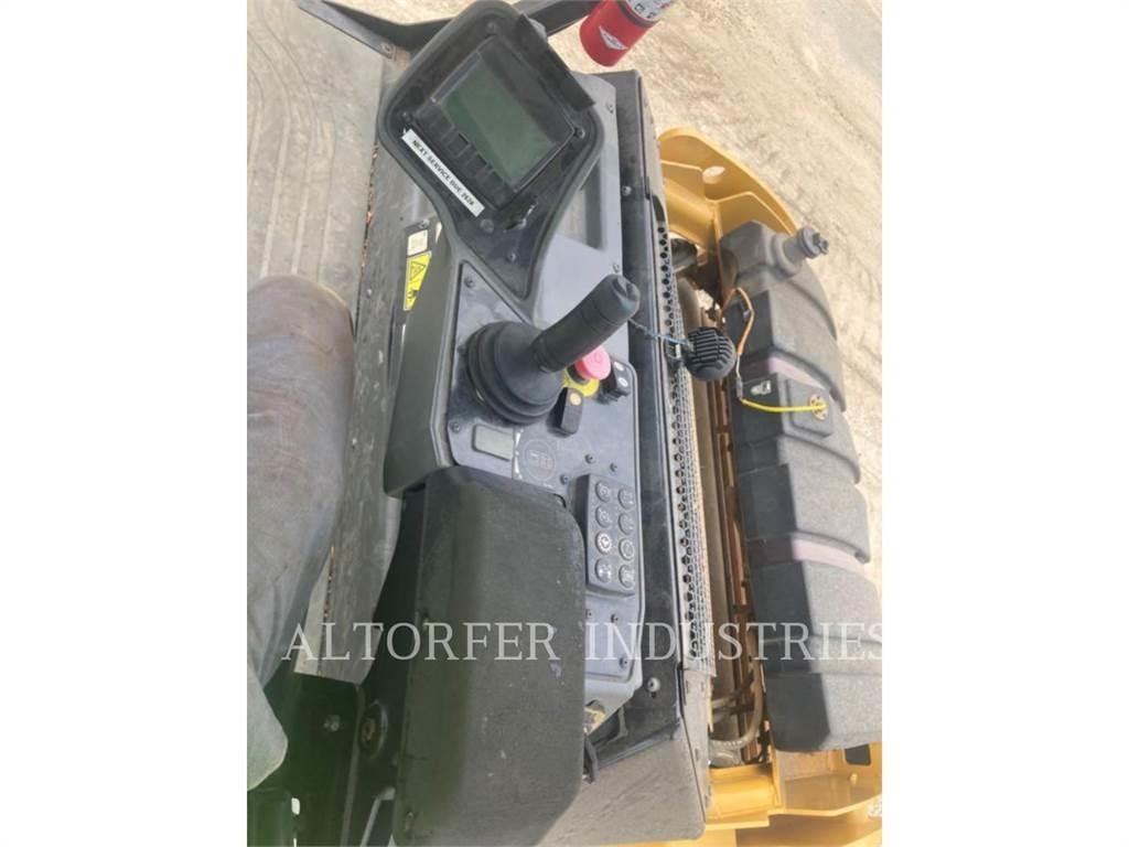 CAT CB10 Tandem Valser