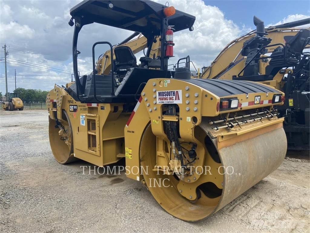CAT CB13 Tandem Valser