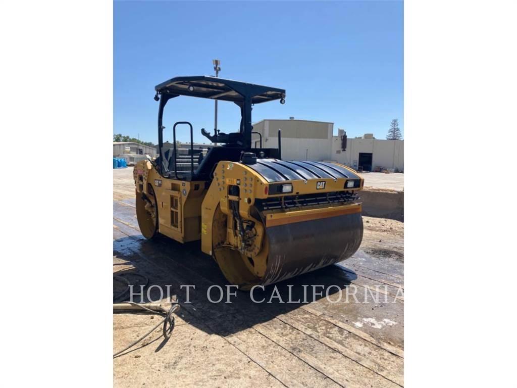 CAT CB13 Tandem Valser