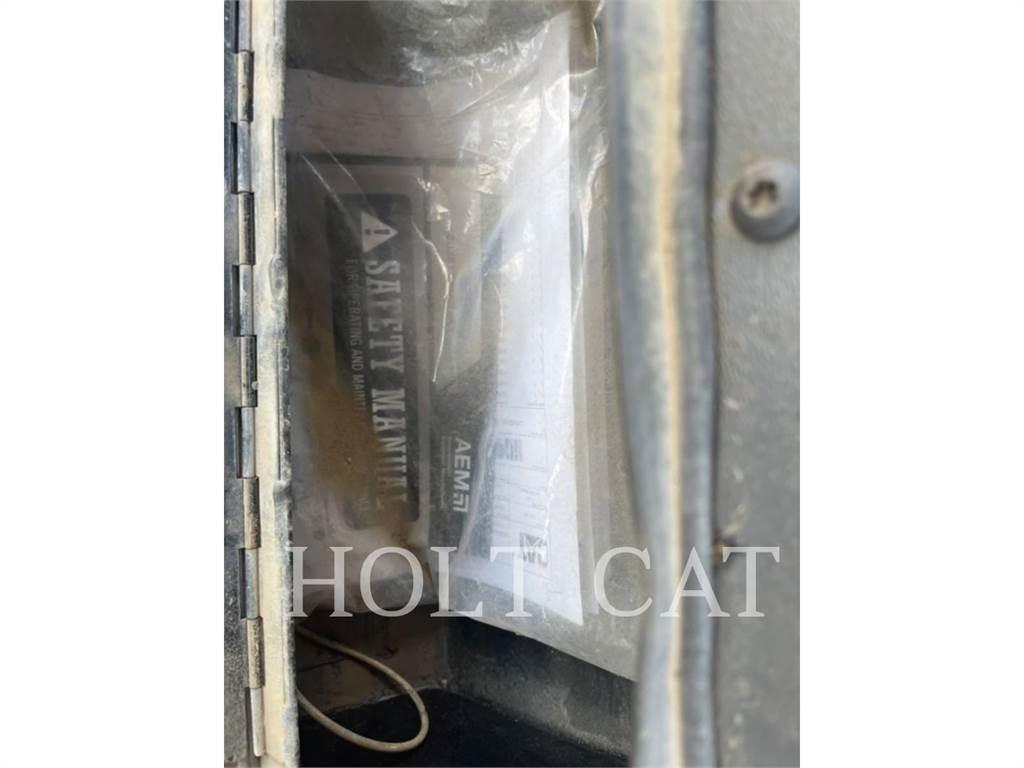 CAT CB13 Veiskrape