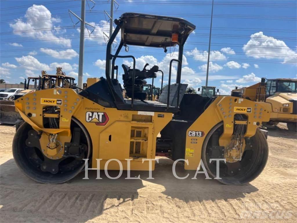 CAT CB13 Veiskrape
