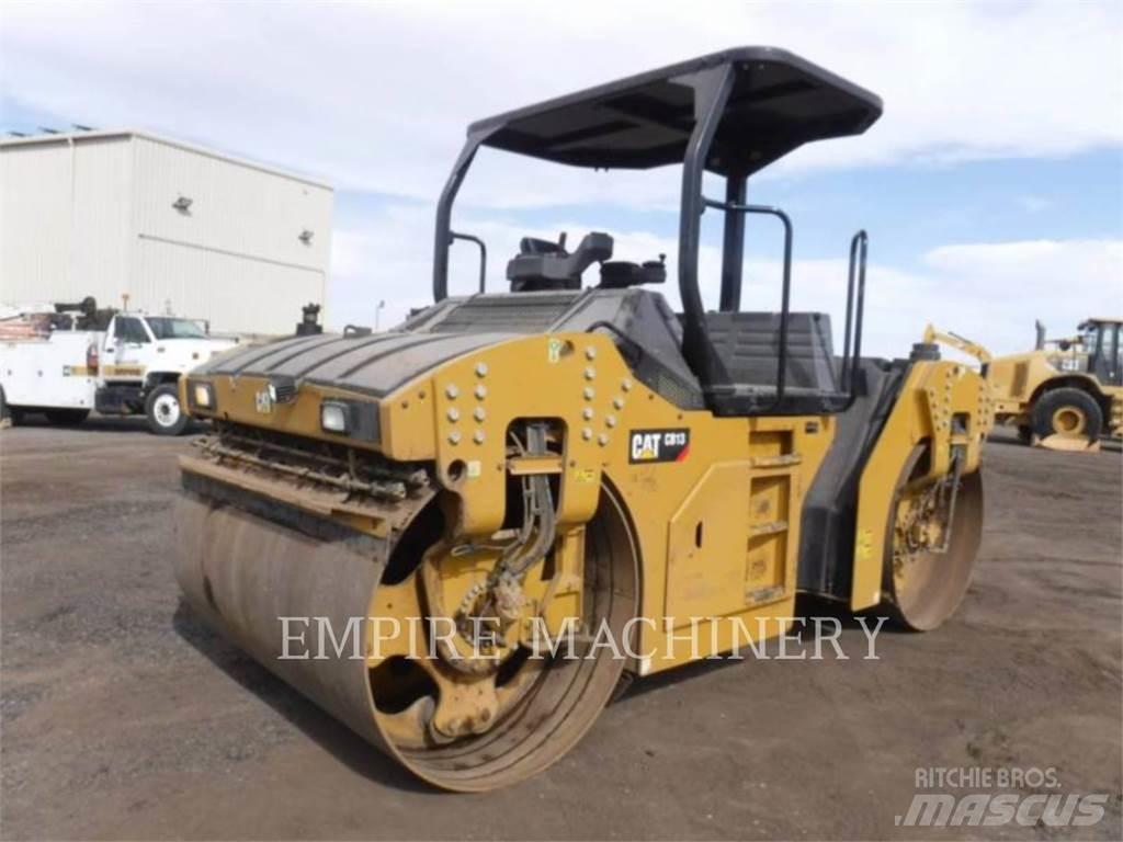 CAT CB13 Tandem Valser