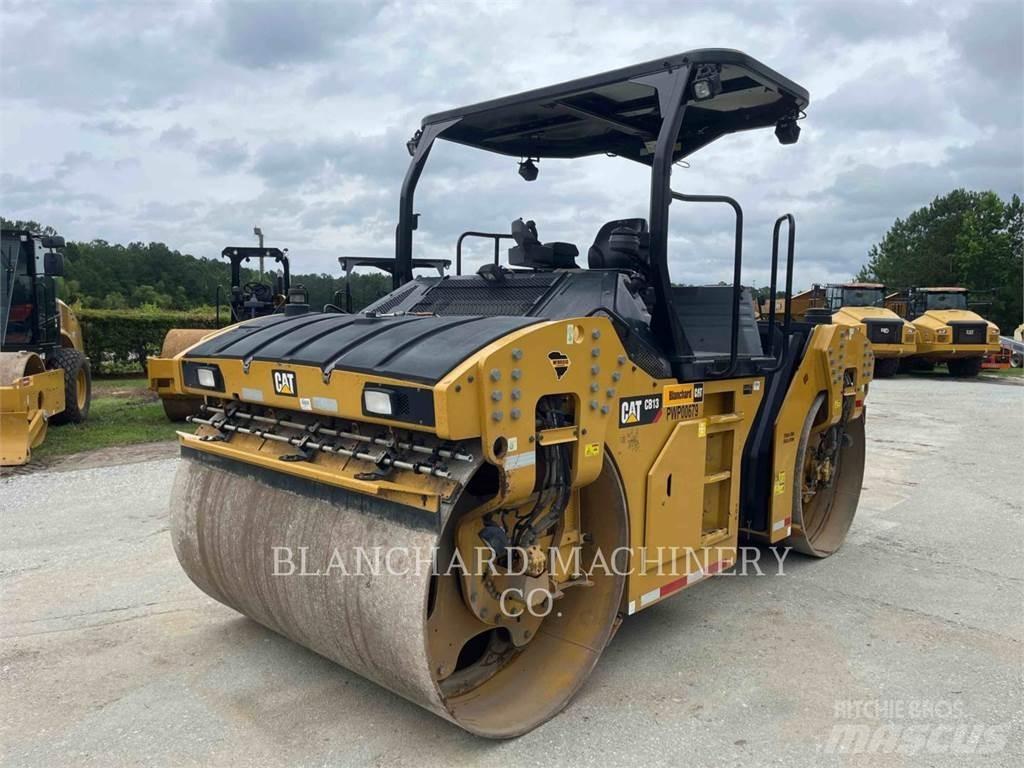 CAT CB13 Tandem Valser