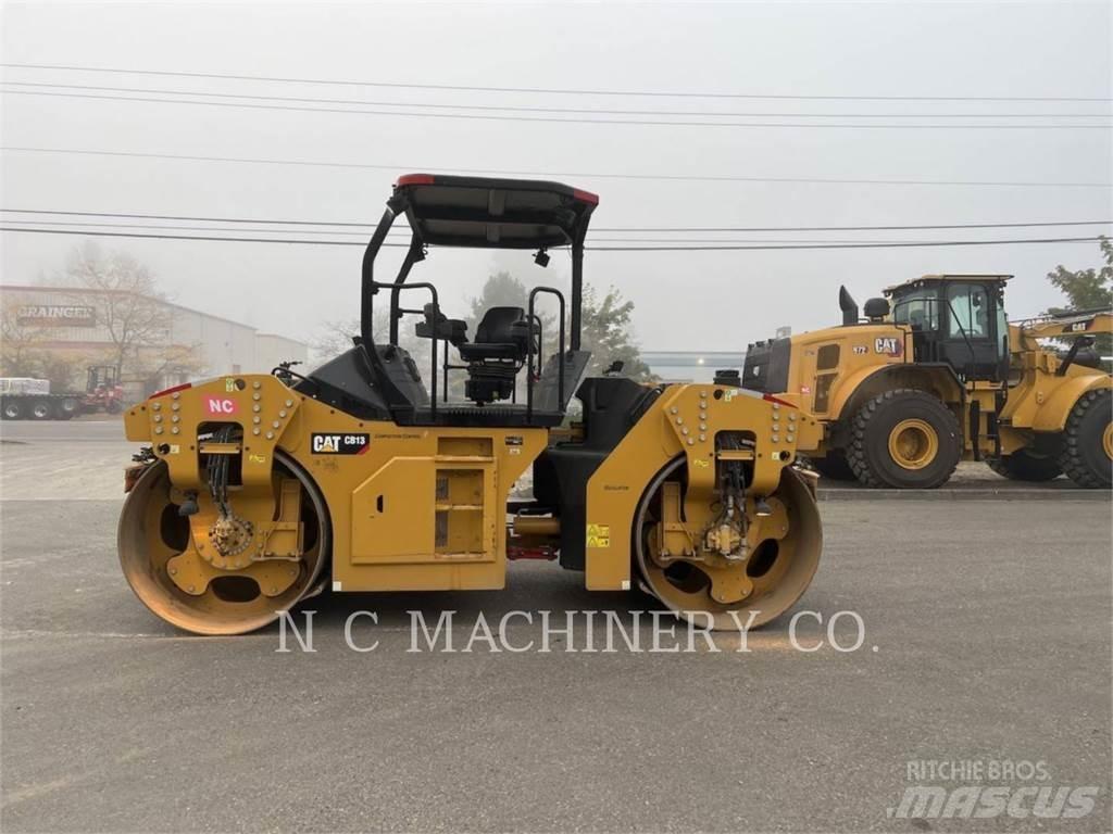 CAT CB13 Asfaltutleggere