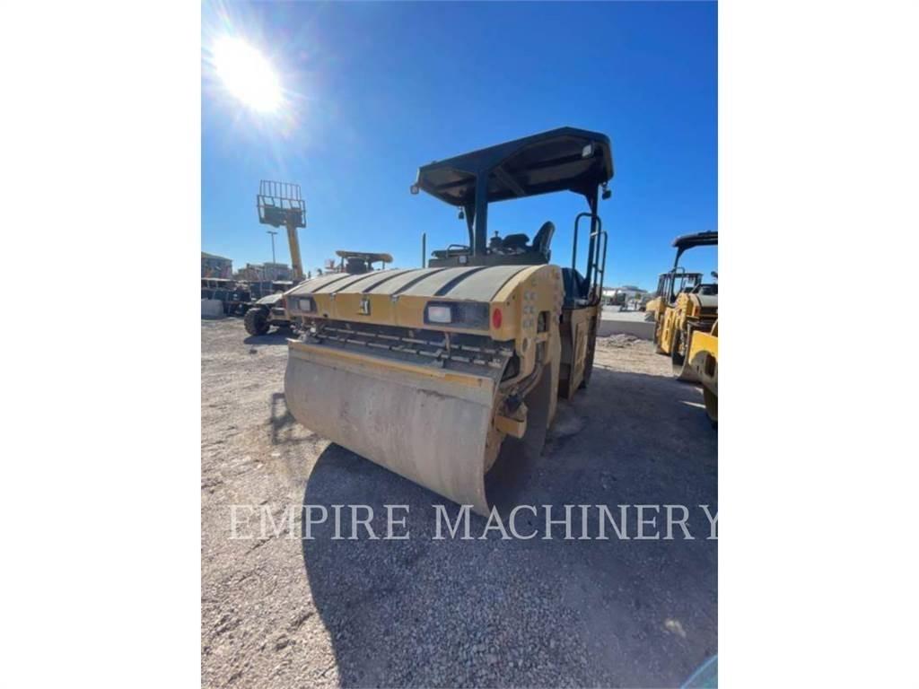 CAT CB13 5A Tandem Valser