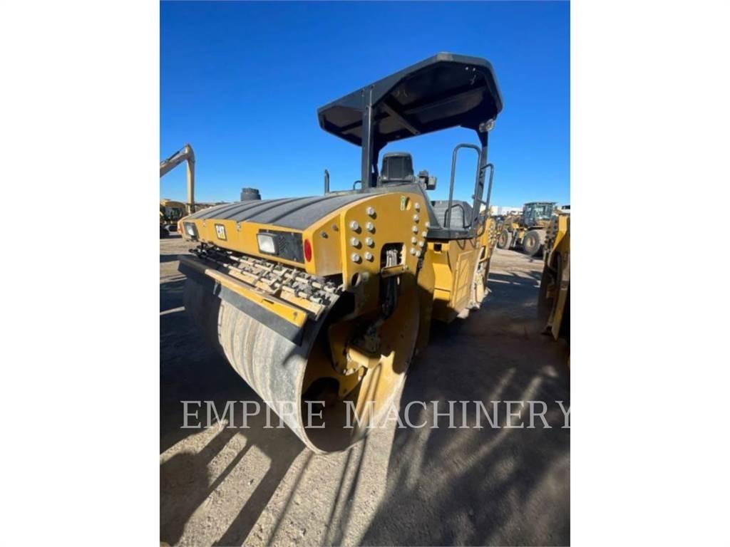CAT CB13 5A Tandem Valser