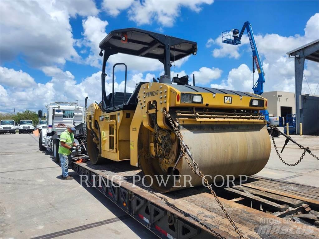 CAT CB13 OSC Tandem Valser