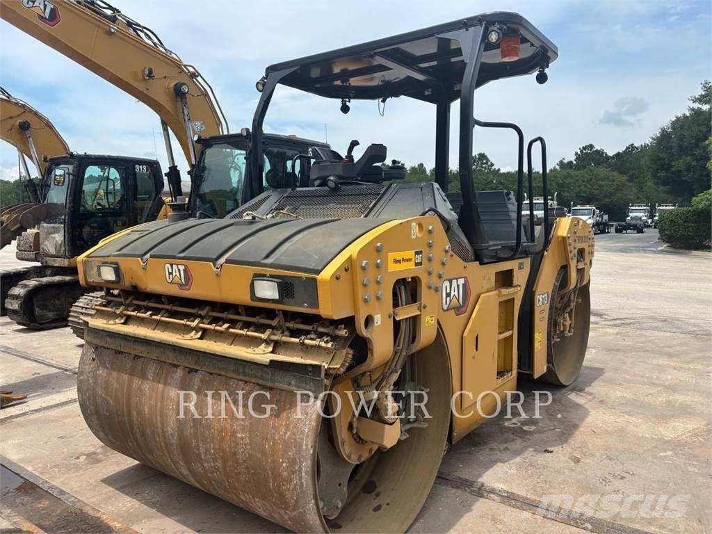 CAT CB13 OSC Tandem Valser