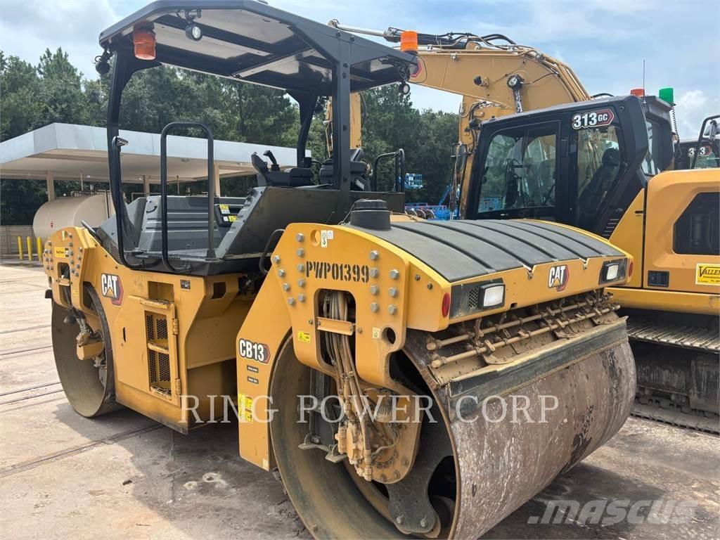 CAT CB13 OSC Tandem Valser