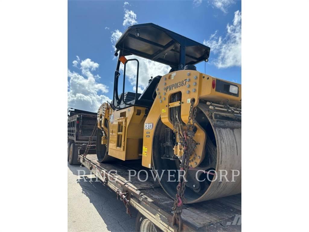 CAT CB13 OSC Tandem Valser