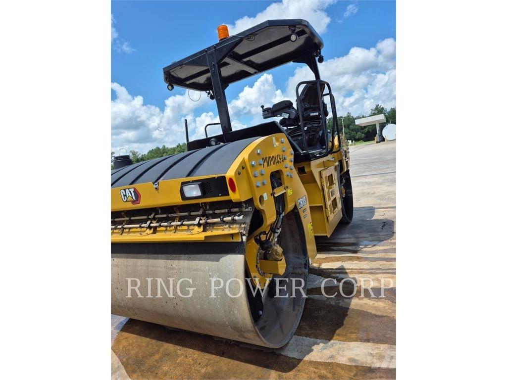 CAT CB13 OSC Tandem Valser