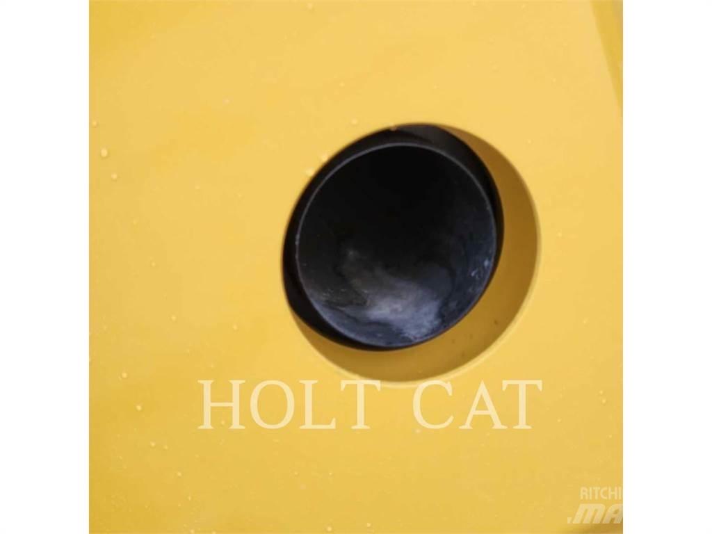 CAT CB15 Hjullastere