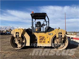 CAT CB15 Tandem Valser
